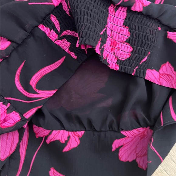 Banana Republic | lined sleeveless floral top | women’s XS - Picture 7 of 8